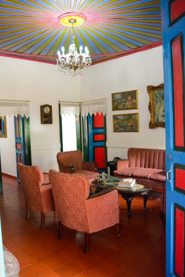 Finca La Colina Bed and Breakfast Calarcá Buitenkant foto