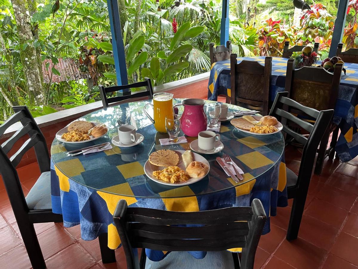 Finca La Colina Bed and Breakfast Calarcá Buitenkant foto